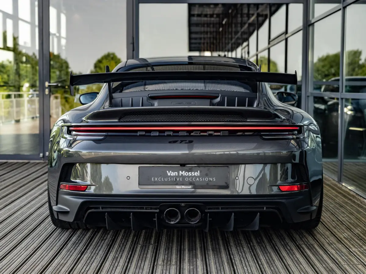 4.0 GT3 | SPORTCHRONO | KUIPSTOELEN | PDLS + | NEUS LIFT | BOSE | SPORTUITLAATSYSTEEM | AGAATGRIJS | NL GELEVERD | VIERWIELBESTURING | PVT PLUS | CLUBSPORT PAKKET |
