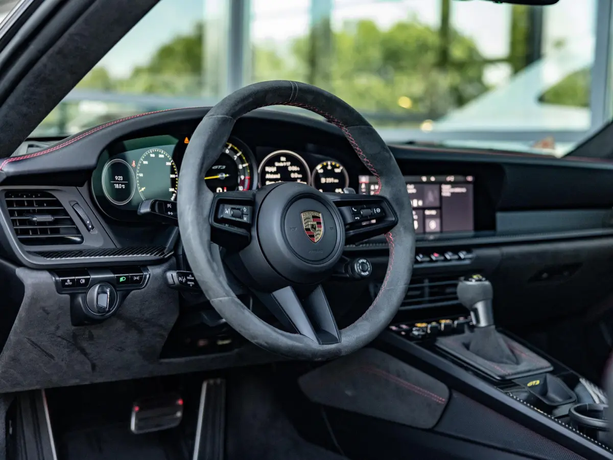 4.0 GT3 | SPORTCHRONO | KUIPSTOELEN | PDLS + | NEUS LIFT | BOSE | SPORTUITLAATSYSTEEM | AGAATGRIJS | NL GELEVERD | VIERWIELBESTURING | PVT PLUS | CLUBSPORT PAKKET |