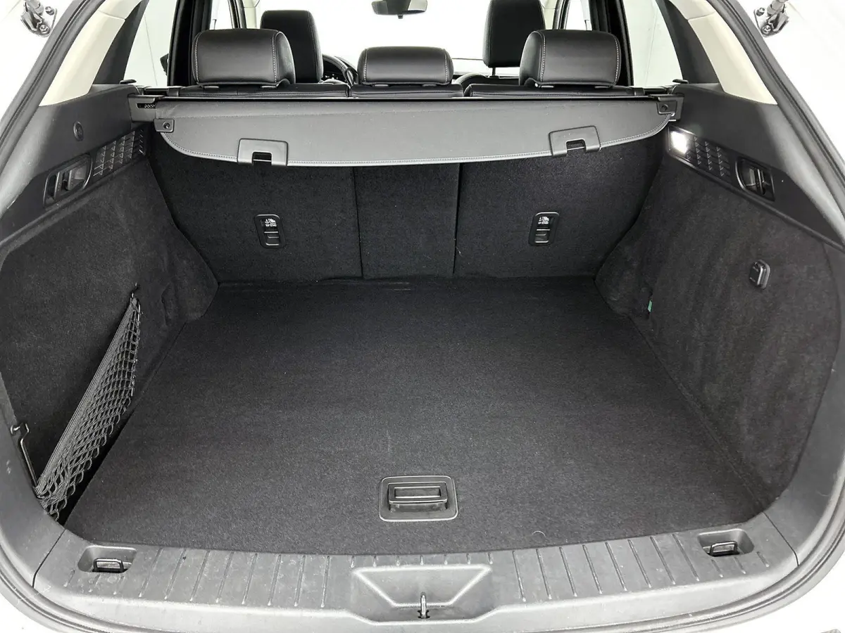2.5 e-SkyActiv PHEV Exclusive-Line | LEER | ACHTERUITRIJCAMERA | STOELVERWARMING | APPLE CARPLAY / ANDROID AUTO | KEYLESS |wegklapbare trekhaak