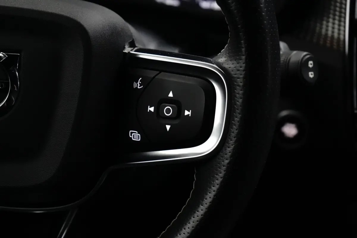 1.5 T5 R-Design 262pk | Stoelverwarming | Camera | Harmand & Kardon | Apple Carplay