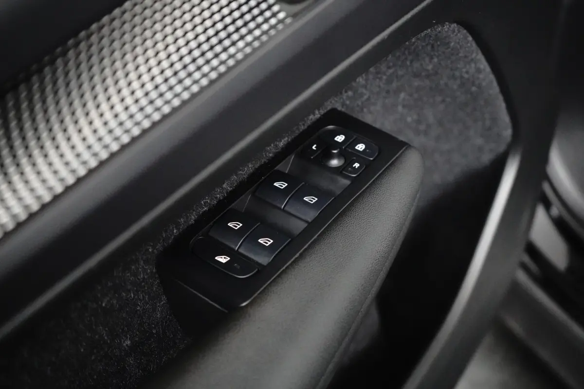 1.5 T5 R-Design 262pk | Stoelverwarming | Camera | Harmand & Kardon | Apple Carplay