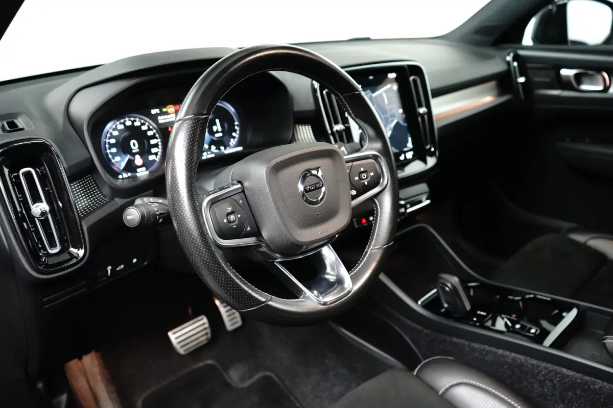 1.5 T5 R-Design 262pk | Stoelverwarming | Camera | Harmand & Kardon | Apple Carplay