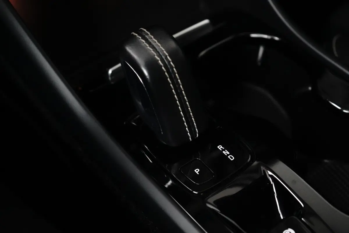 1.5 T5 R-Design 262pk | Stoelverwarming | Camera | Harmand & Kardon | Apple Carplay