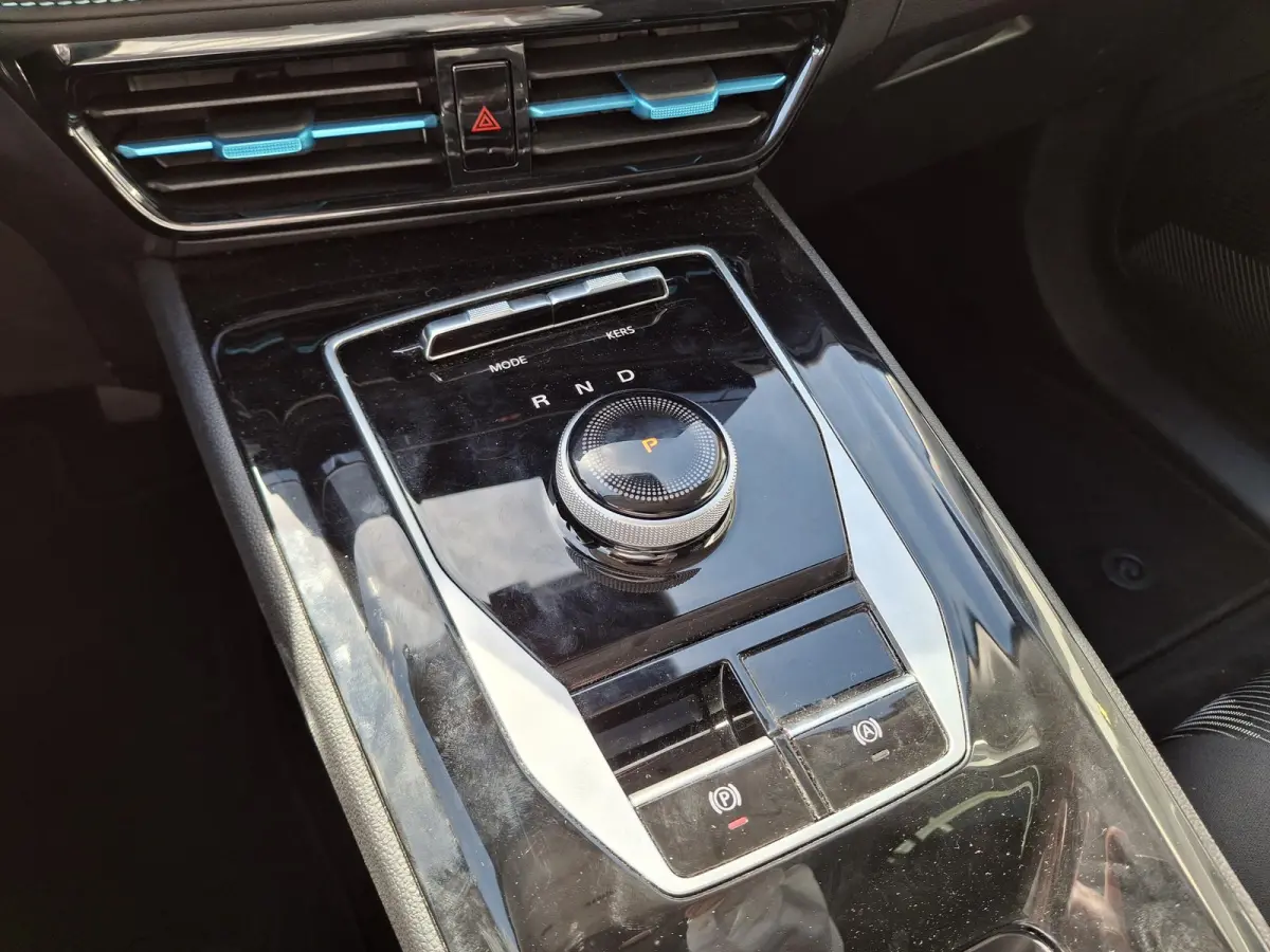 MG5 Electric Standard Range Comfort 50 kWh | Keyless Entry&Go | Achteruitcamera | Adaptieve Cruise Control | Apple Carplay & Android Auto |