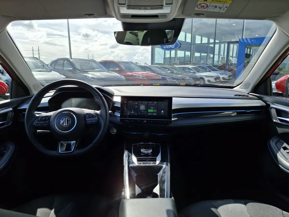 MG5 Electric Standard Range Comfort 50 kWh | Keyless Entry&Go | Achteruitcamera | Adaptieve Cruise Control | Apple Carplay & Android Auto |