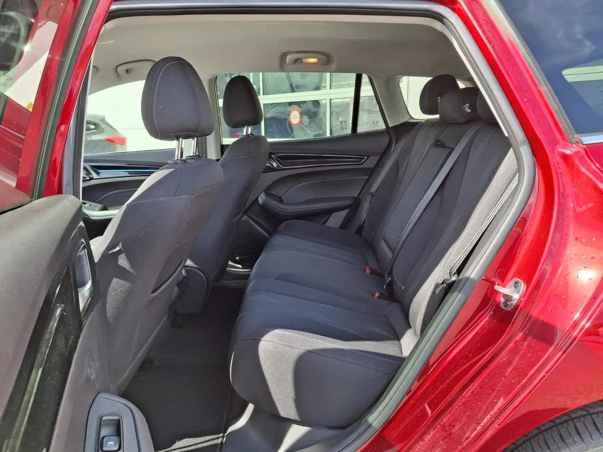 MG5 Electric Standard Range Comfort 50 kWh | Keyless Entry&Go | Achteruitcamera | Adaptieve Cruise Control | Apple Carplay & Android Auto |