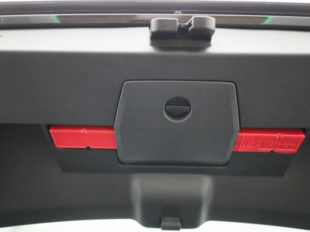 1.0 TSI Comfortline | 95 PK | Airco | Parkeersensoren | Navigatie | Carplay / Android Auto