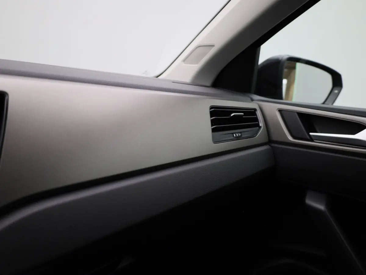 1.0 TSI Comfortline | 95 PK | Airco | Parkeersensoren | Navigatie | Carplay / Android Auto