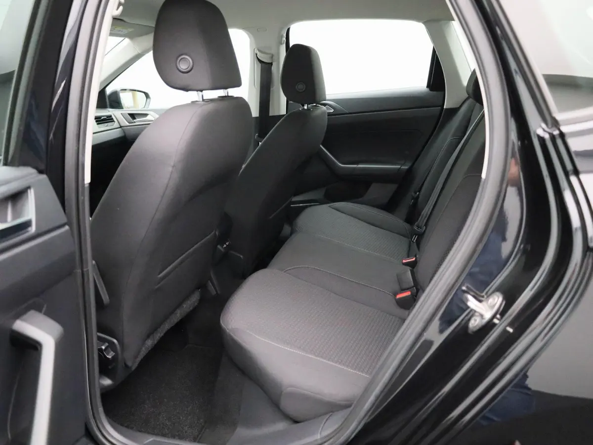 1.0 TSI Comfortline | 95 PK | Airco | Parkeersensoren | Navigatie | Carplay / Android Auto