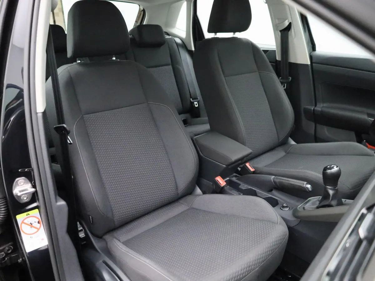 1.0 TSI Comfortline | 95 PK | Airco | Parkeersensoren | Navigatie | Carplay / Android Auto