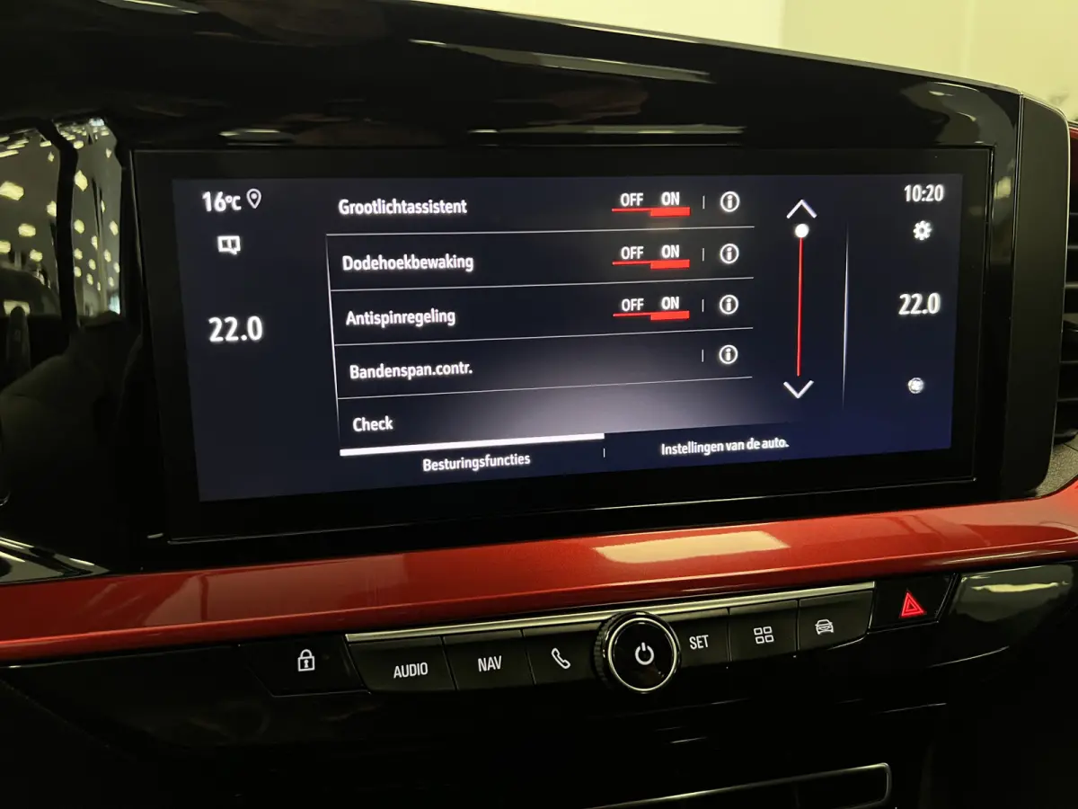 1.2 Turbo 101PK GS-LINE / NAVI / CAMERA /