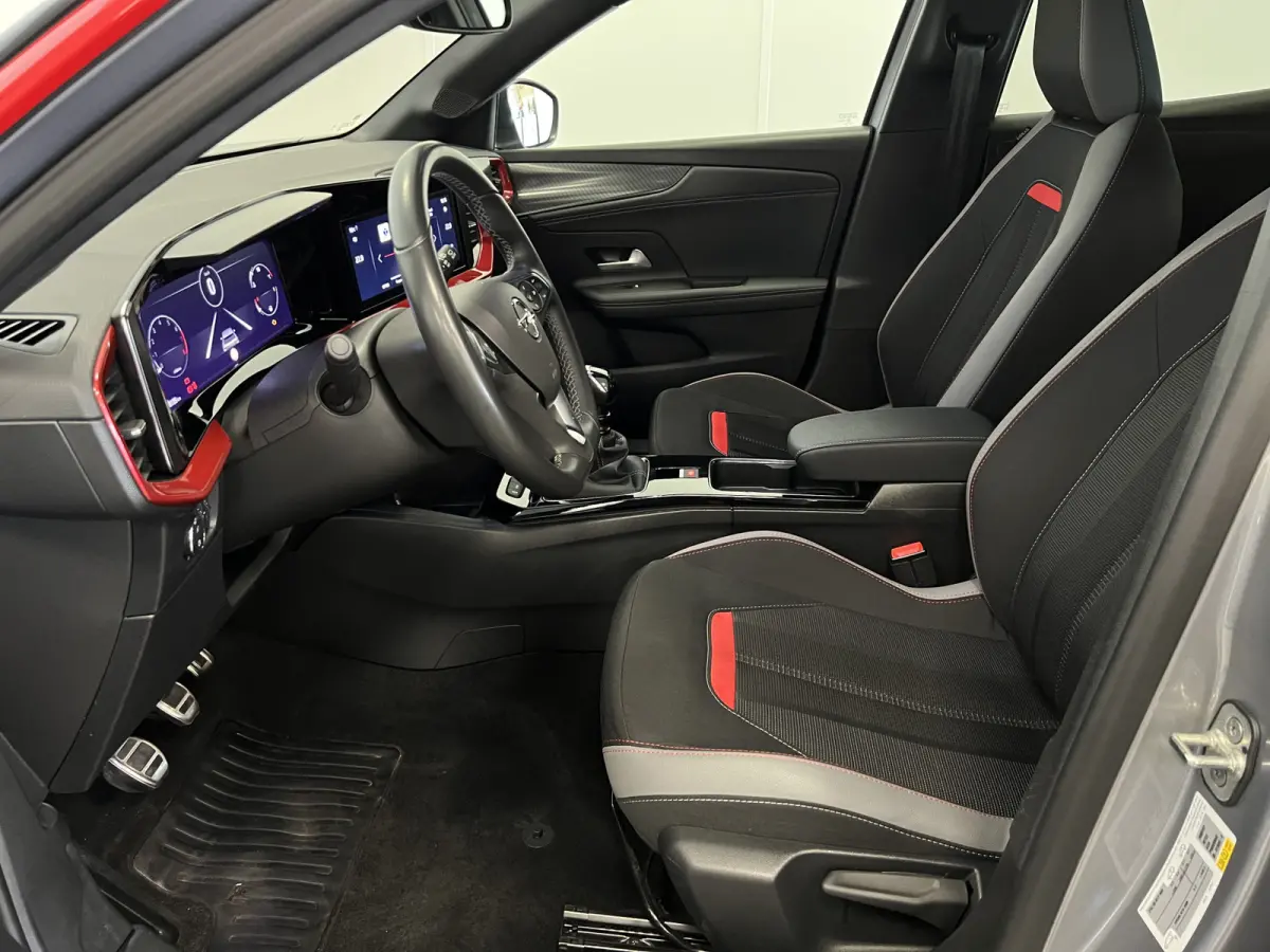 1.2 Turbo 101PK GS-LINE / NAVI / CAMERA /