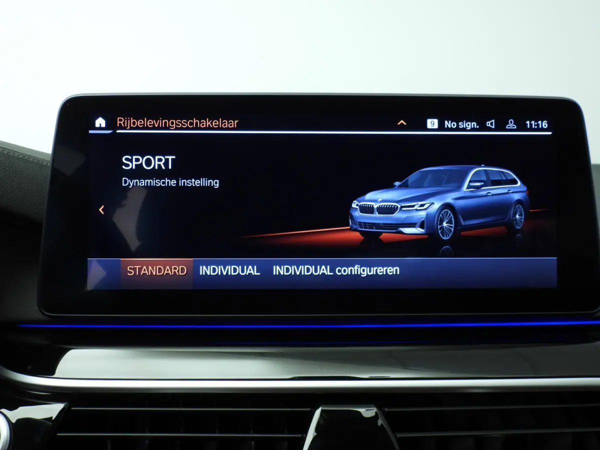 520i | LED | Leder | Navigatie | Comfortzetels | Stoelverwarming | DAB | Hifi speakers | Alu 18 inch