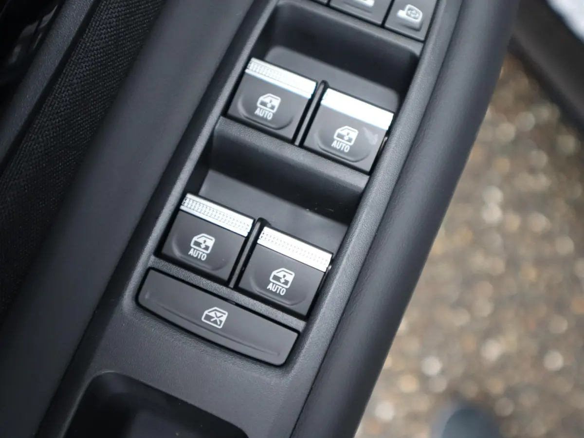ADVANCE 52 kWh | Stoel en Stuurverwarming | Adaptieve Cruise Controle |