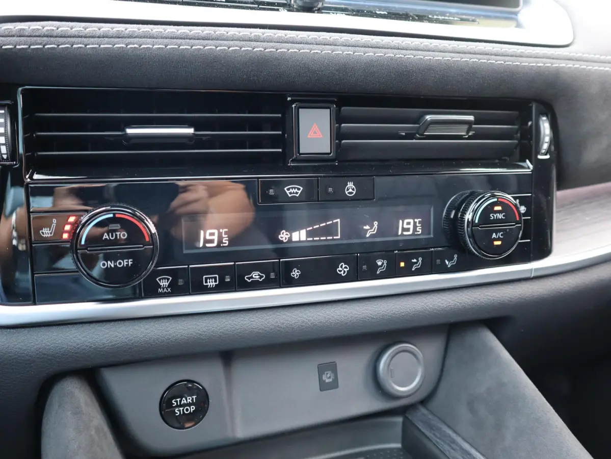 1.5 e-Power Tekna Plus | Lederen Bekl. |  Panoramadak | BOSE Audio | Head-Up |