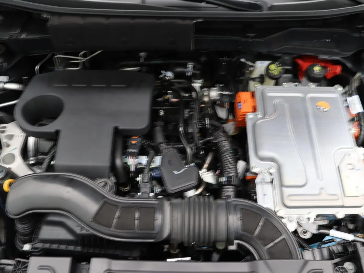 1.6 Hybrid N-Connecta | Stoel-, Stuur- & Voorruitverw. | Navigatie | Parkeercamera |