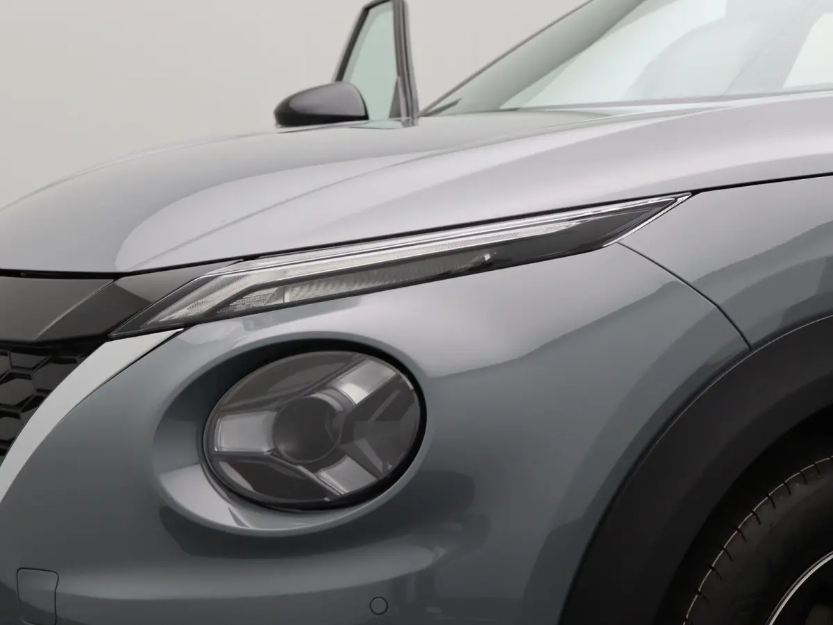 1.6 Hybrid N-Connecta | Stoel-, Stuur- & Voorruitverw. | Navigatie | Parkeercamera |
