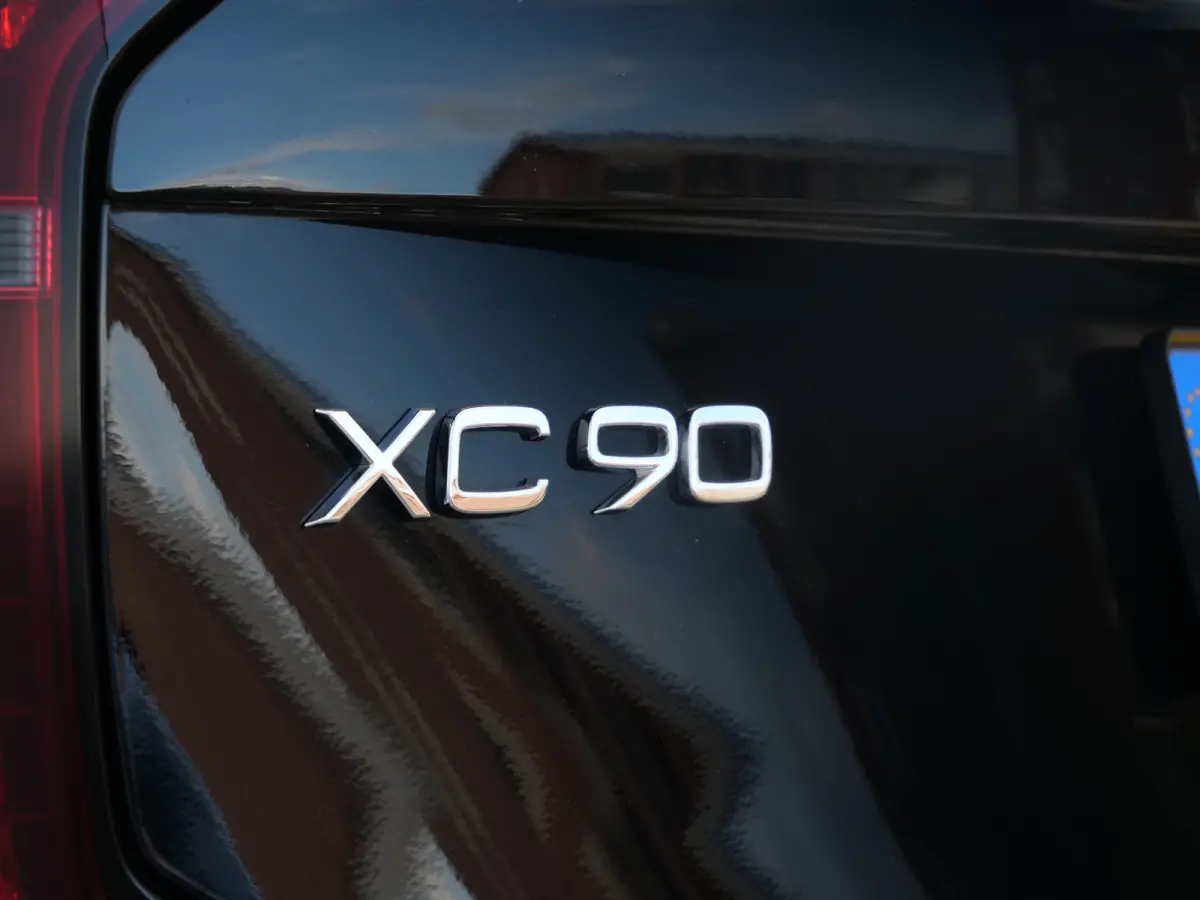 2.0 T8 Plug-in hybrid AWD Plus Dark 455 Pk Automaat Navi / DAB / Camera's / Leer / 7 persoons
