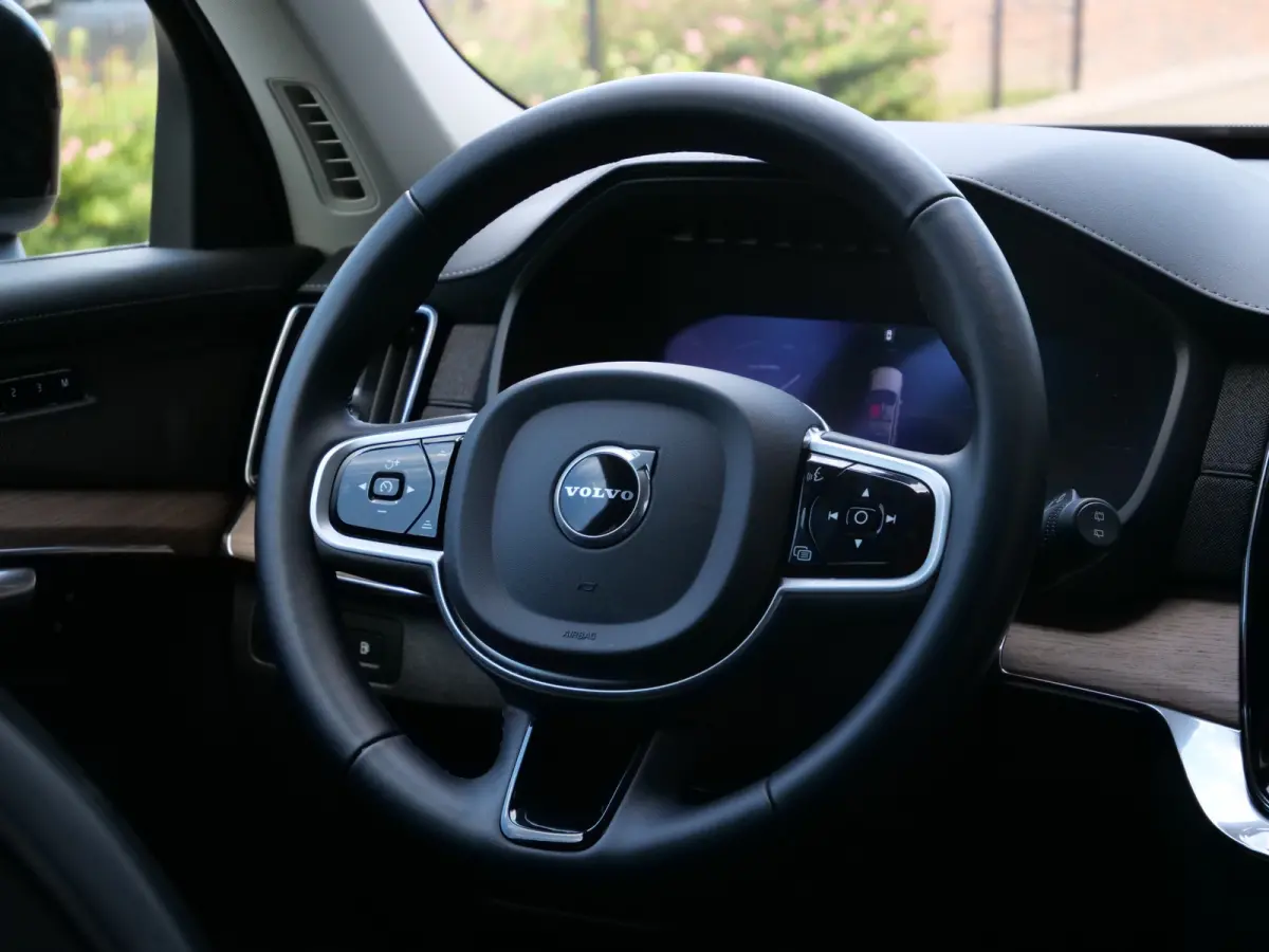 2.0 T8 Plug-in hybrid AWD Plus Dark 455 Pk Automaat Navi / DAB / Camera's / Leer / 7 persoons