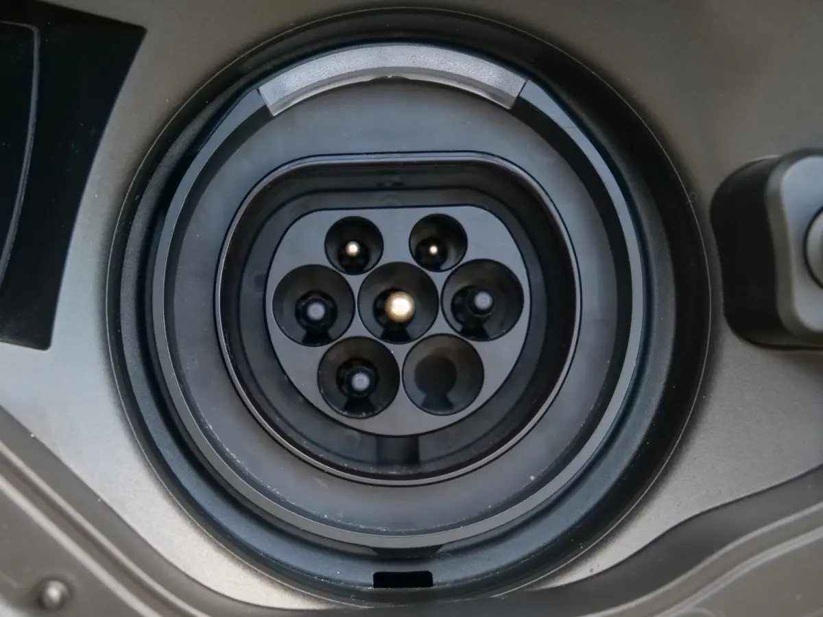 2.0 T8 Plug-in hybrid AWD Plus Dark 455 Pk Automaat Navi / DAB / Camera's / Leer / 7 persoons