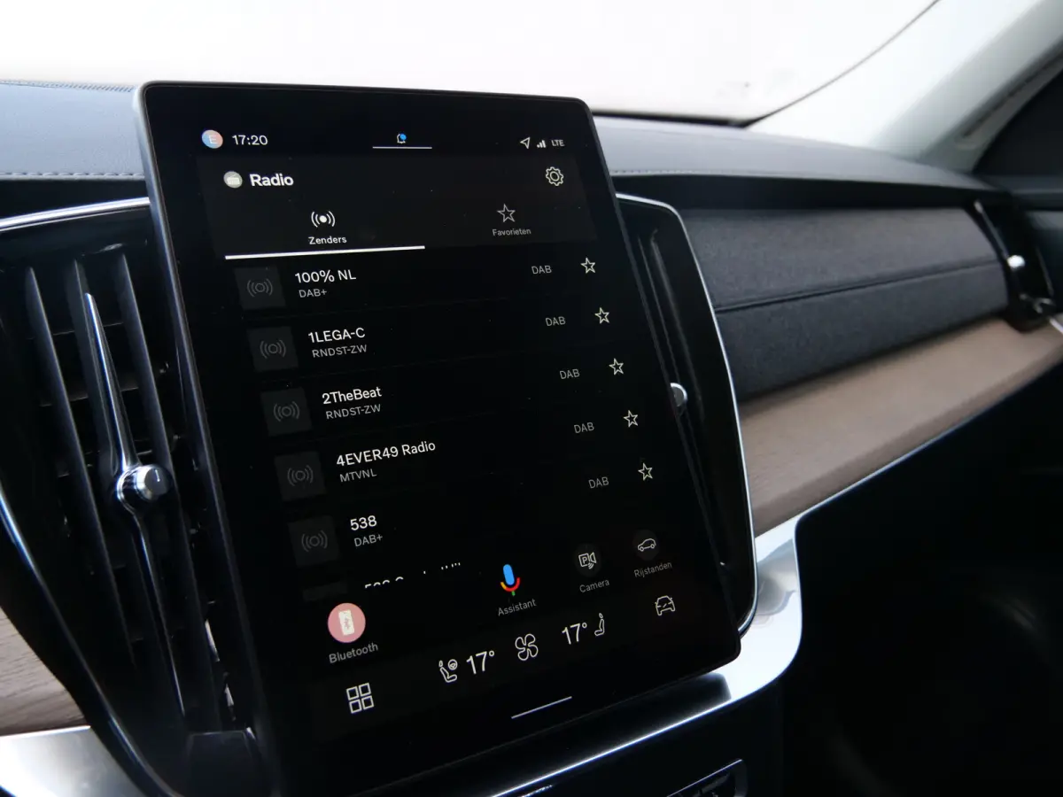 2.0 T8 Plug-in hybrid AWD Plus Dark 455 Pk Automaat Navi / DAB / Camera's / Leer / 7 persoons