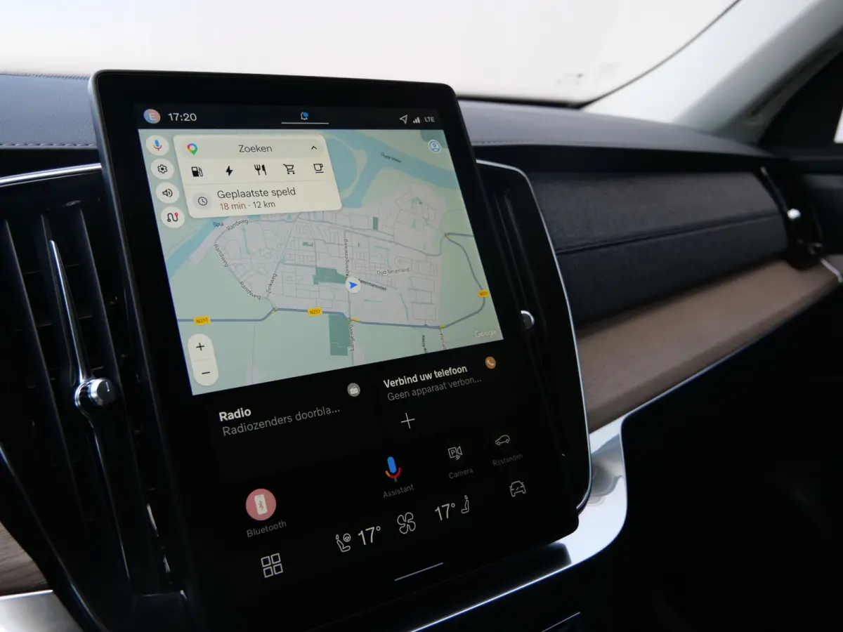2.0 T8 Plug-in hybrid AWD Plus Dark 455 Pk Automaat Navi / DAB / Camera's / Leer / 7 persoons