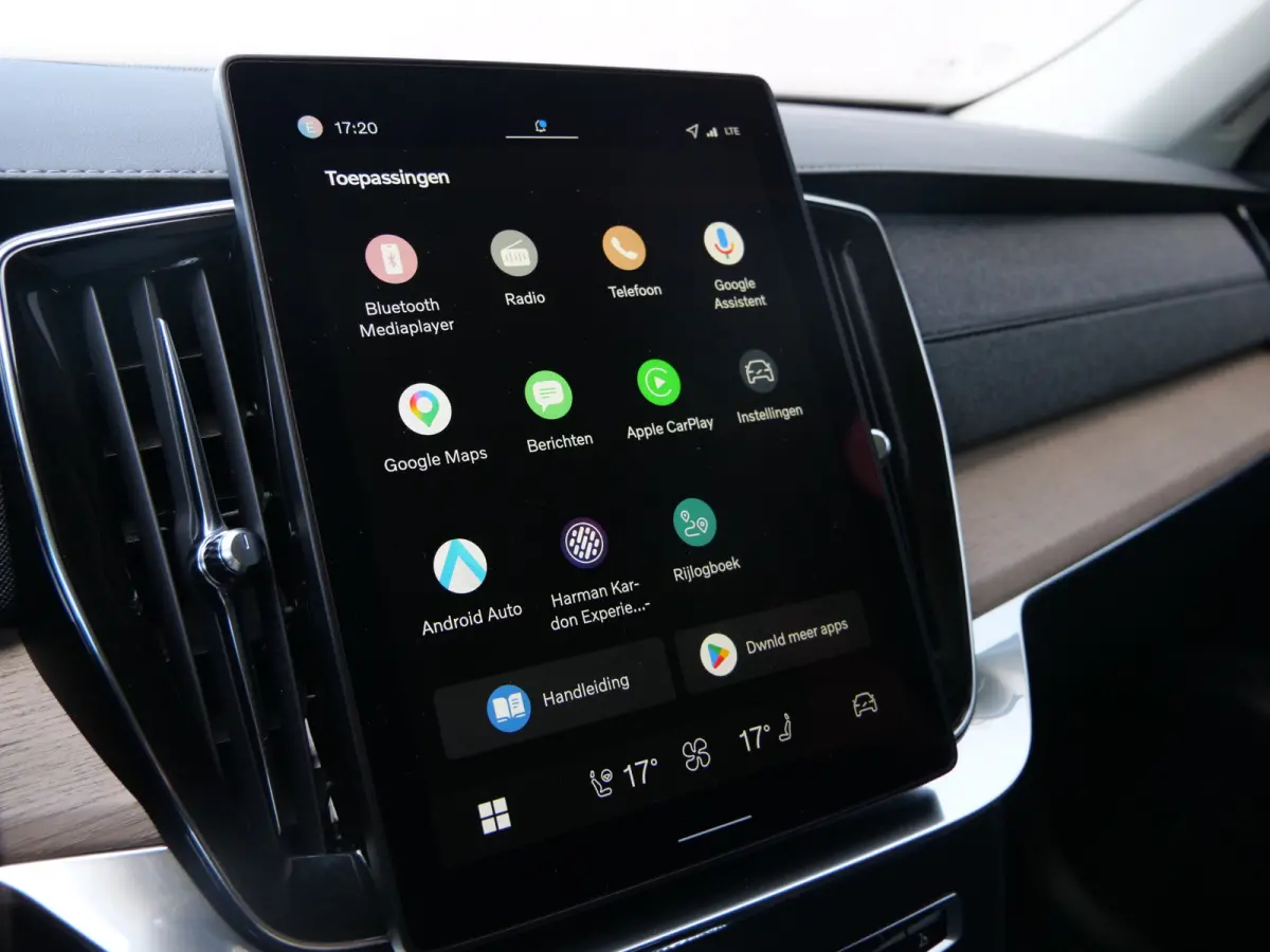 2.0 T8 Plug-in hybrid AWD Plus Dark 455 Pk Automaat Navi / DAB / Camera's / Leer / 7 persoons
