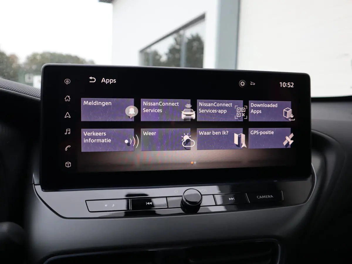 1.6 Hybrid N-Connecta | Navigatie | Parkeercamera | Stoel-, Stuur- & Voorruitverw. |
