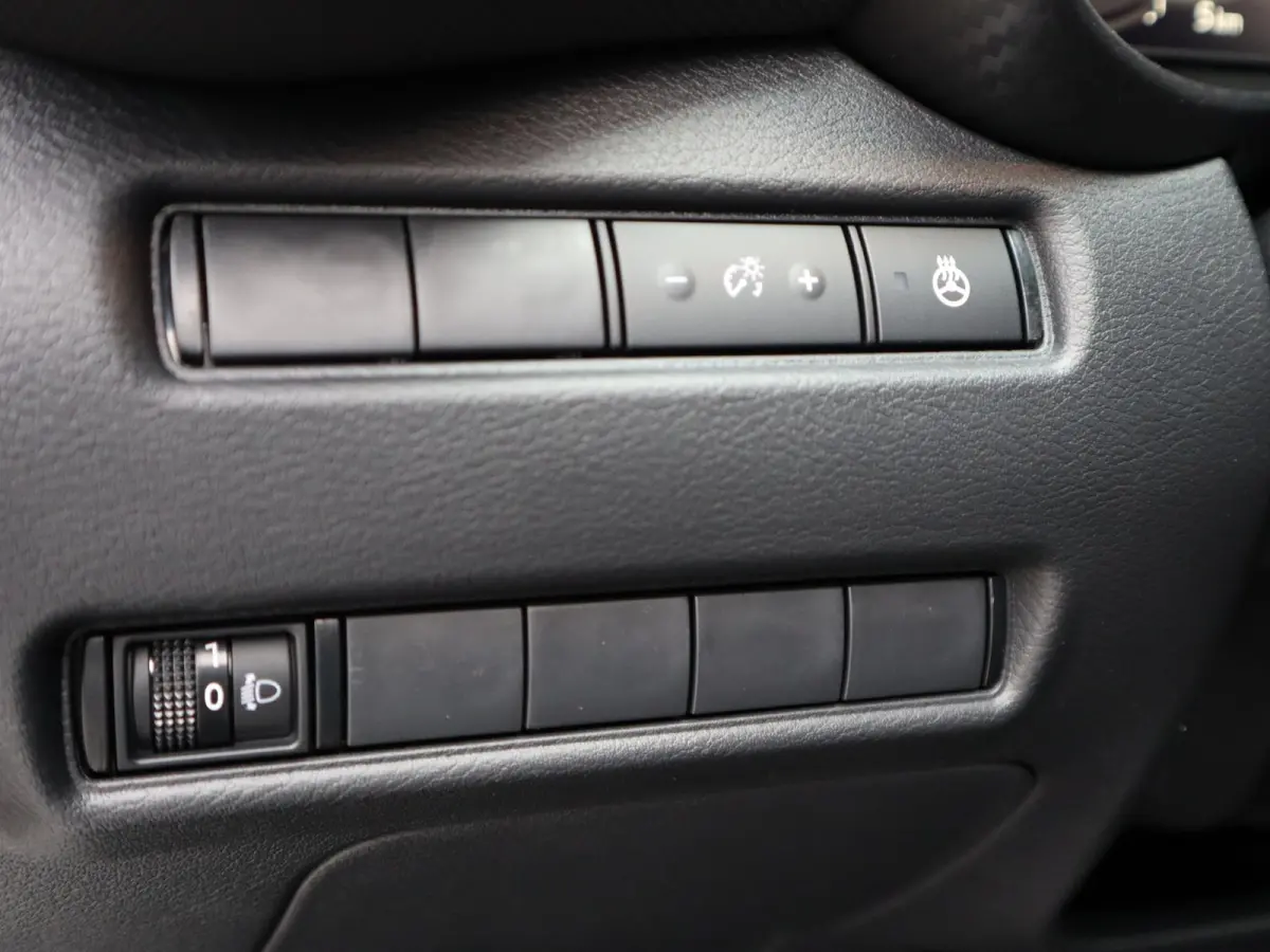 1.6 Hybrid N-Connecta | Navigatie | Parkeercamera | Stoel-, Stuur- & Voorruitverw. |