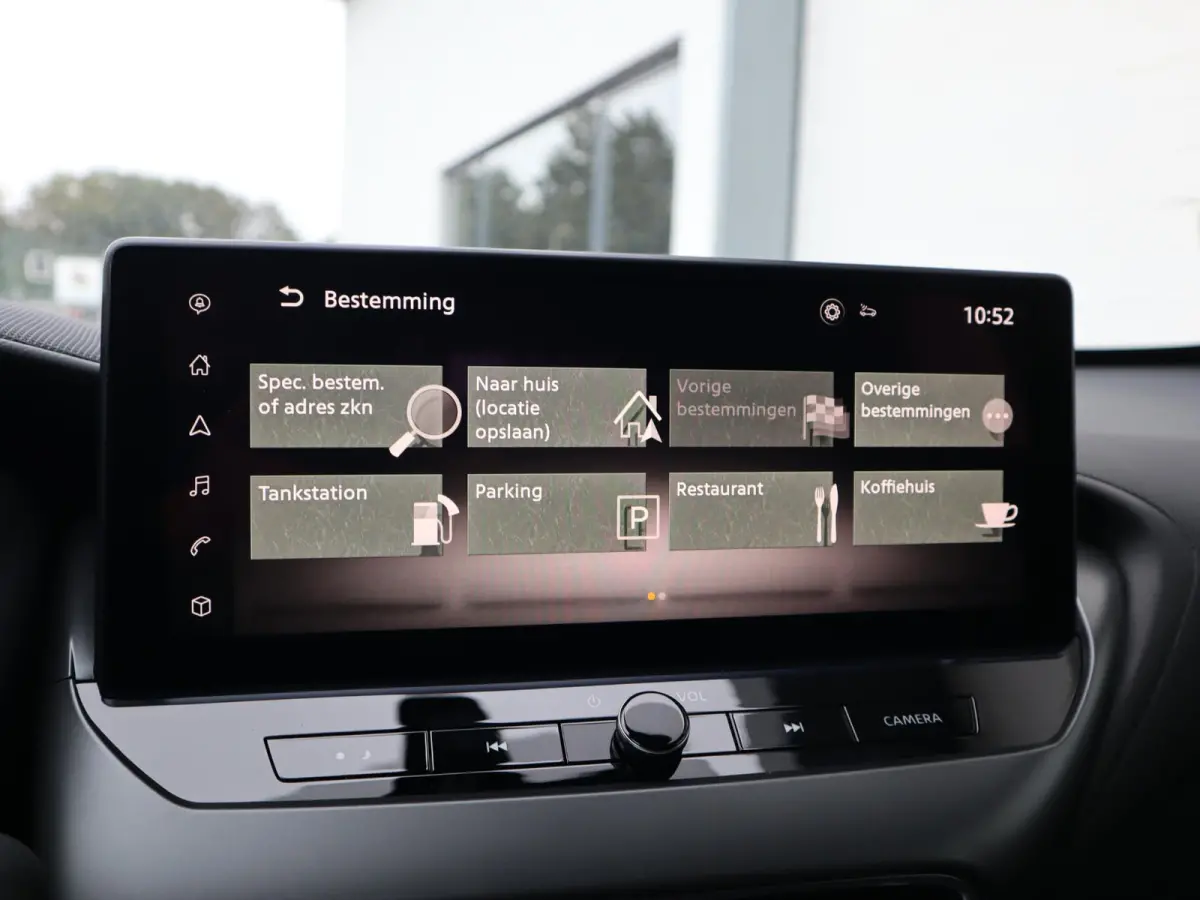 1.6 Hybrid N-Connecta | Navigatie | Parkeercamera | Stoel-, Stuur- & Voorruitverw. |