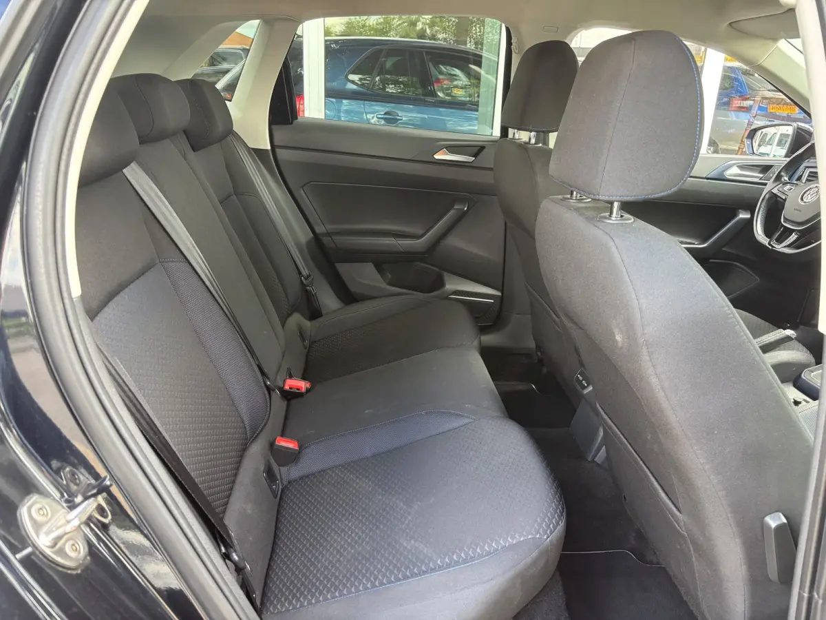 1.0 TSI Highline Business | Automaat | Stoelverwarming | Apple Carplay | Adaptieve Cruise