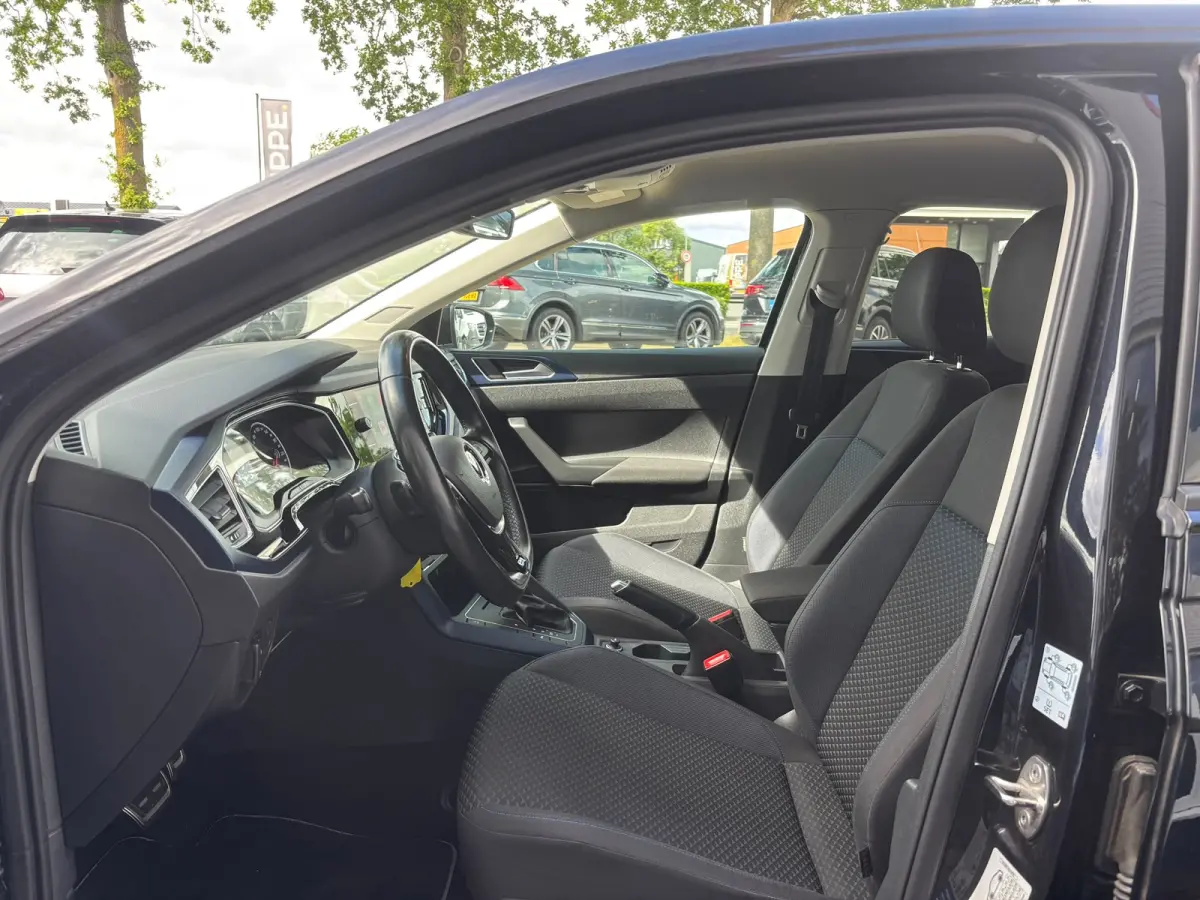 1.0 TSI Highline Business | Automaat | Stoelverwarming | Apple Carplay | Adaptieve Cruise