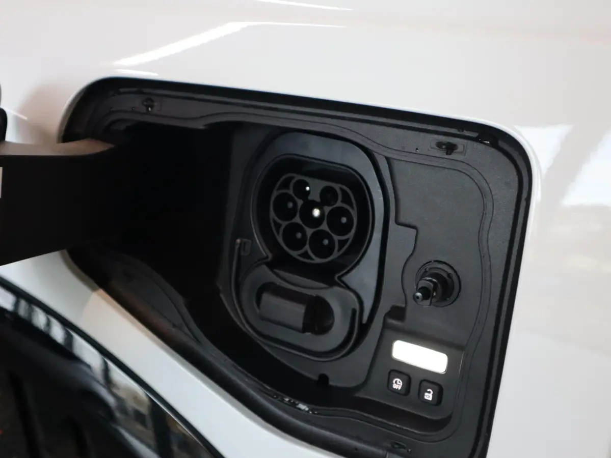 ADVANCE 52 kWh | Google Navi | Stoel- & Stuurwielverw. | Adapt. Cruise |