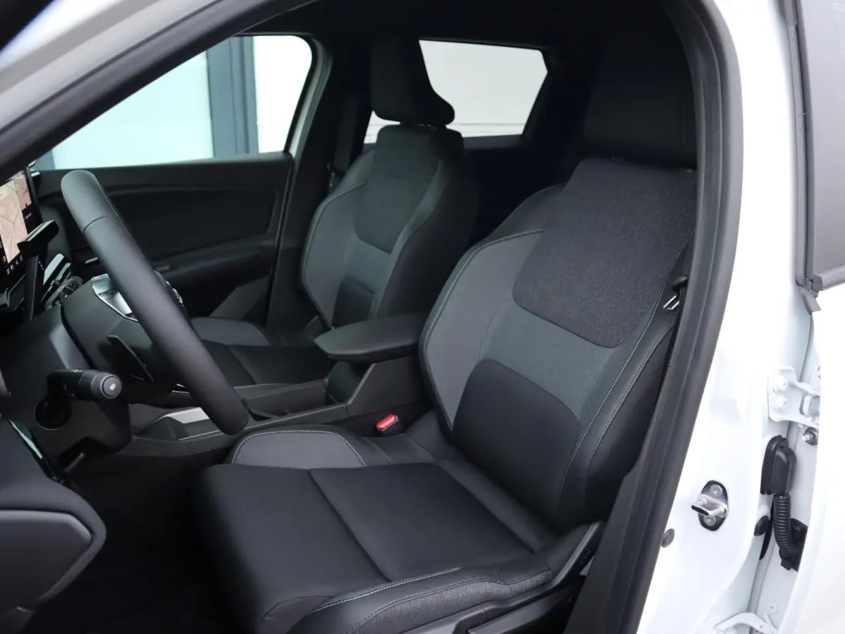 ADVANCE 52 kWh | Google Navi | Stoel- & Stuurwielverw. | Adapt. Cruise |
