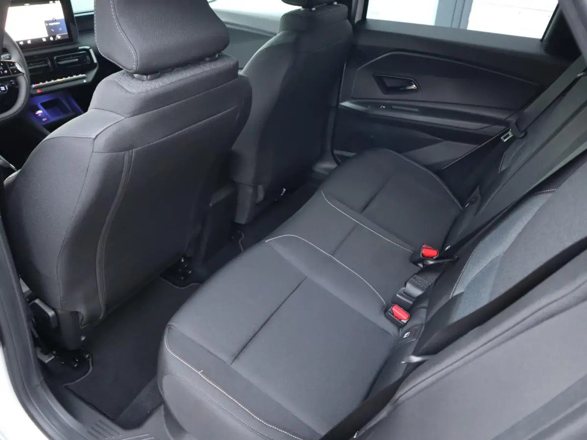 ADVANCE 52 kWh | Google Navi | Stoel- & Stuurwielverw. | Adapt. Cruise |