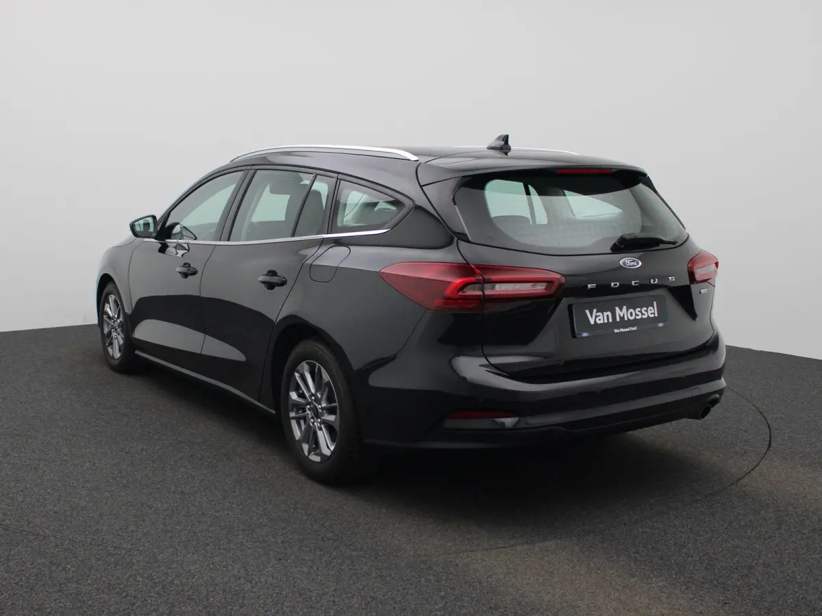 1.0 EcoBoost Hybrid Titanium | Cruise Control | Dual Climate Control | Apple Carplay/Android Auto | Dealer onderhouden! |