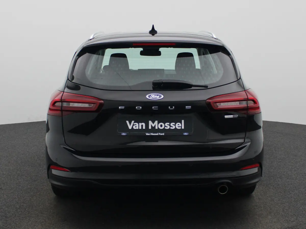 1.0 EcoBoost Hybrid Titanium | Cruise Control | Dual Climate Control | Apple Carplay/Android Auto | Dealer onderhouden! |