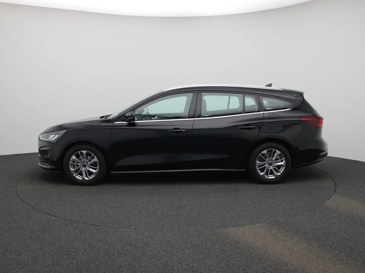 1.0 EcoBoost Hybrid Titanium | Cruise Control | Dual Climate Control | Apple Carplay/Android Auto | Dealer onderhouden! |