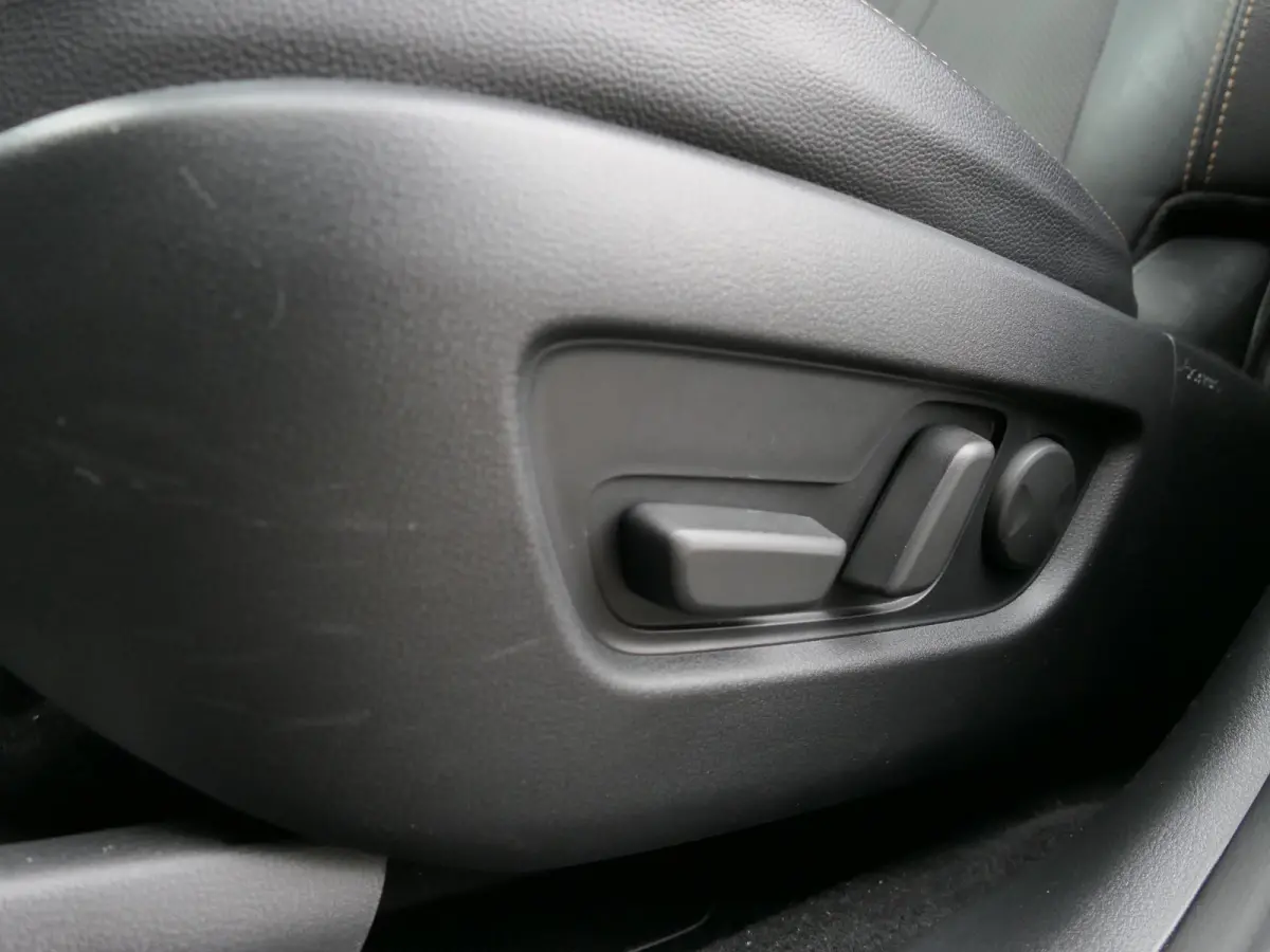 2.5 e-SkyActiv PHEV Homura | Panoramadak | Trekhaak | 360°-camera | BOSE | Memory | Stoelventilatie | Stuur-/Stoelverwarming V+A | Apple-/Android Carplay | Dodehoek detectie | ACC