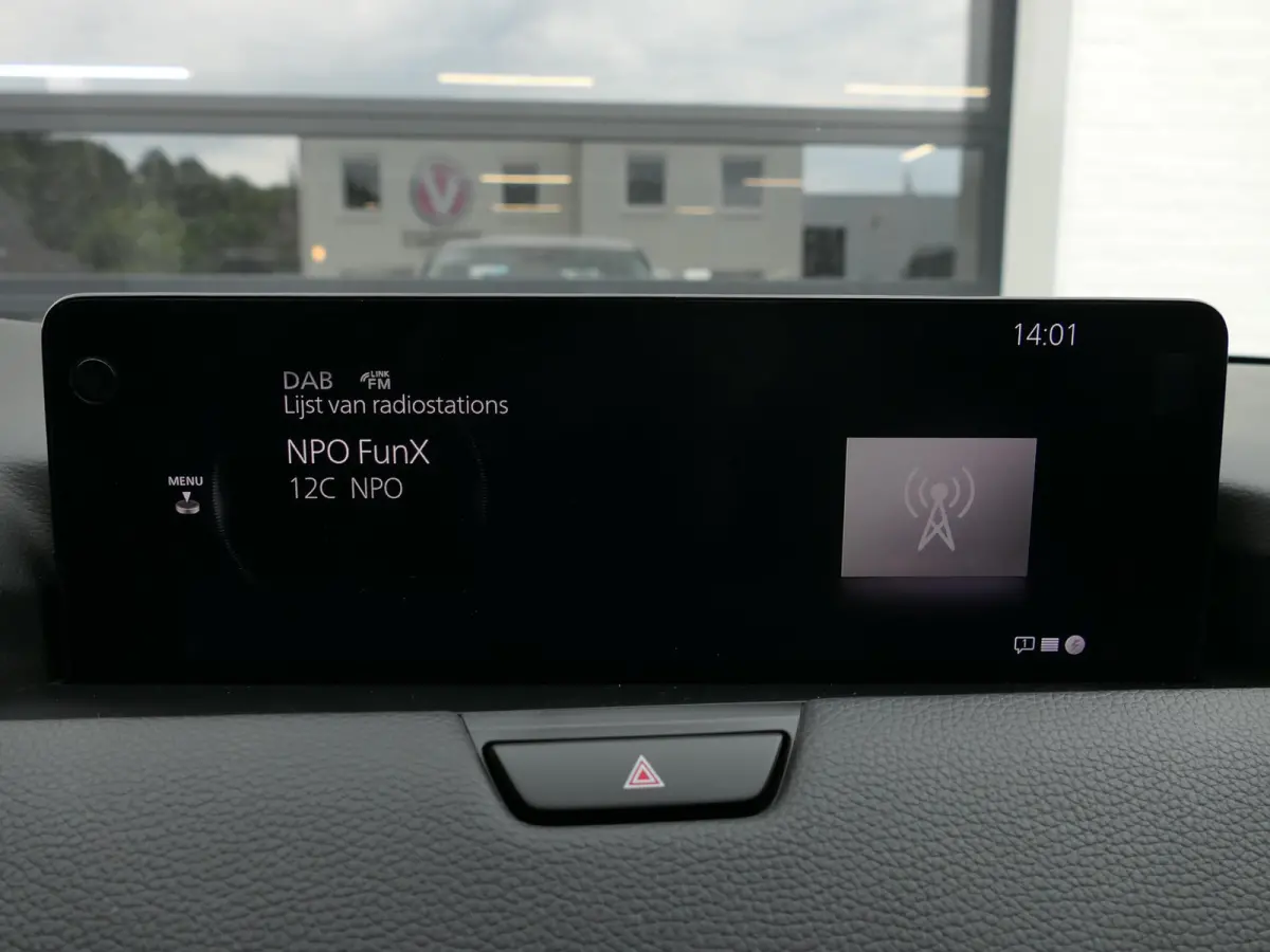 2.5 e-SkyActiv PHEV Homura | Panoramadak | Trekhaak | 360°-camera | BOSE | Memory | Stoelventilatie | Stuur-/Stoelverwarming V+A | Apple-/Android Carplay | Dodehoek detectie | ACC
