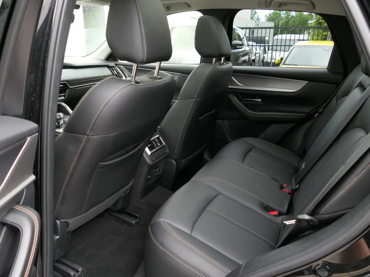 2.5 e-SkyActiv PHEV Homura | Panoramadak | Trekhaak | 360°-camera | BOSE | Memory | Stoelventilatie | Stuur-/Stoelverwarming V+A | Apple-/Android Carplay | Dodehoek detectie | ACC