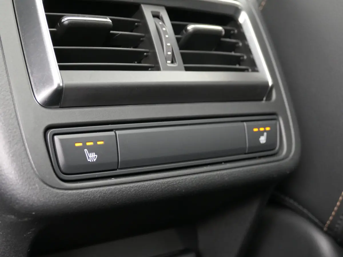 2.5 e-SkyActiv PHEV Homura | Panoramadak | Trekhaak | 360°-camera | BOSE | Memory | Stoelventilatie | Stuur-/Stoelverwarming V+A | Apple-/Android Carplay | Dodehoek detectie | ACC