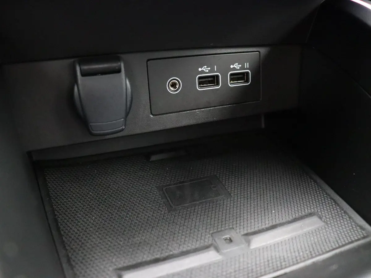 E-Tech Full Hybrid 145pk esprit Alpine | Stoel- en stuurwielverwarming | Lichtmetalen velgen | Achteruitrijcamera |