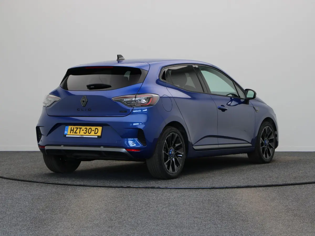 E-Tech Full Hybrid 145pk esprit Alpine | Stoel- en stuurwielverwarming | Lichtmetalen velgen | Achteruitrijcamera |
