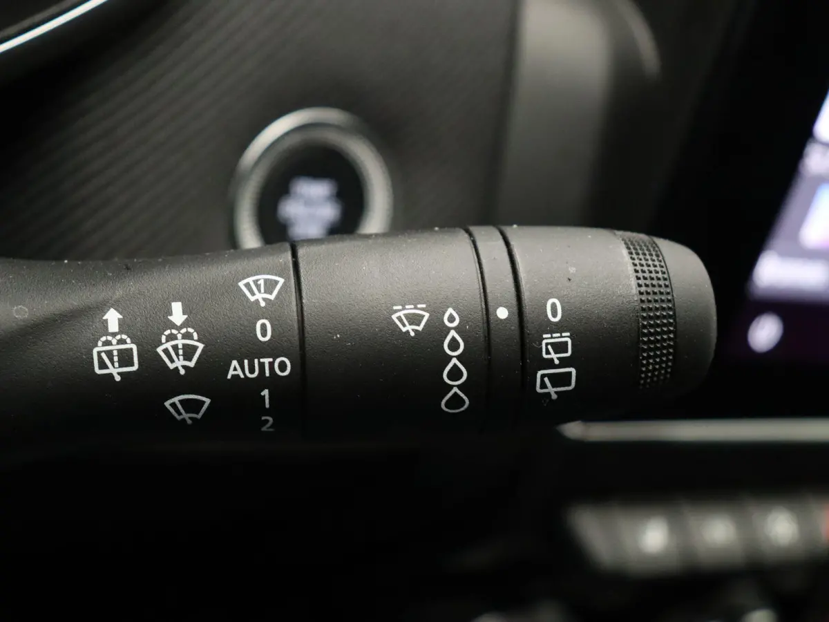 E-Tech Full Hybrid 145pk esprit Alpine | Stoel- en stuurwielverwarming | Lichtmetalen velgen | Achteruitrijcamera |