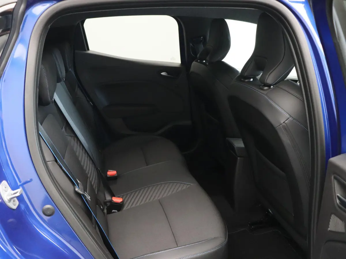 E-Tech Full Hybrid 145pk esprit Alpine | Stoel- en stuurwielverwarming | Lichtmetalen velgen | Achteruitrijcamera |
