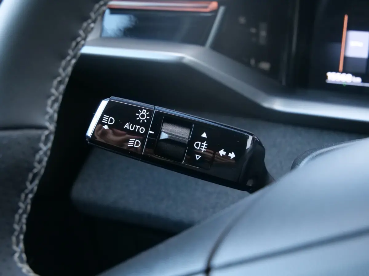 1.2 Turbo Hybrid GS 136 Pk Automaat Navi / DAB / Apple Carplay / Camera / Stoelverwarming