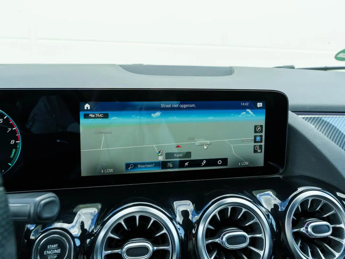 250 e AMG Business Solution | Navigatie | Camera | Sfeerverlichting | Trekhaak