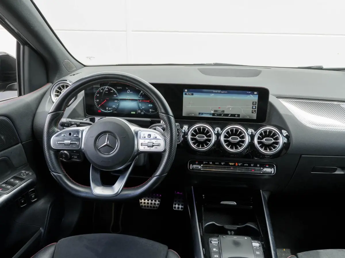 250 e AMG Business Solution | Navigatie | Camera | Sfeerverlichting | Trekhaak