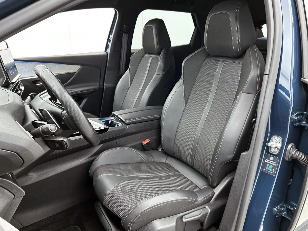 1.2 130pk GT Automaat | Elektrische Klep | Adaptieve Cruise Control | Navigatie | Camera | Keyless Entry/Start | 19"LMV | Full-LED | Stoelverwarming |